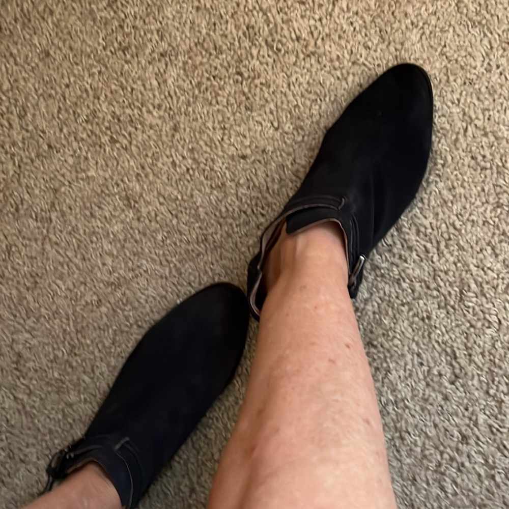 Seychelles Tourmaline Suede Booties - Picture 8 of 11